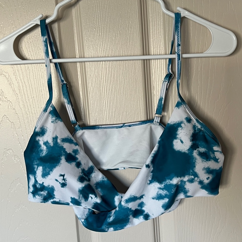 Blue and white cross cross bikini top